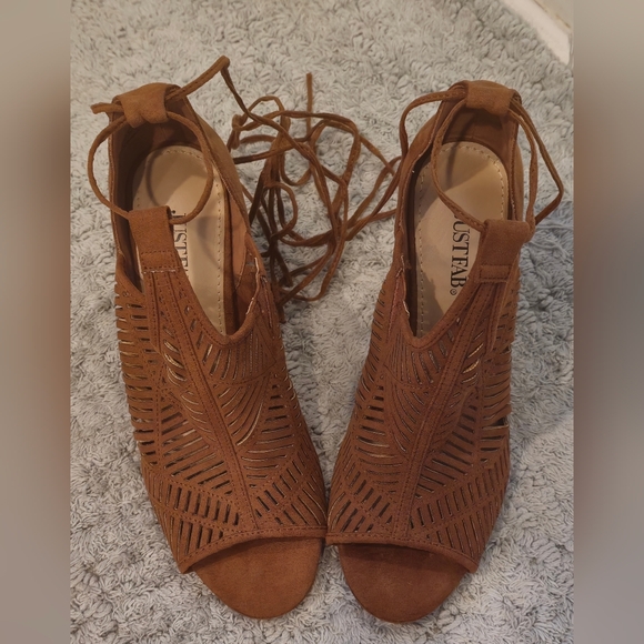 Just Fab Seduction Caged Heeled Sandal! SIZE 8.5. BRAND NEW AND NEVER WORN!✨️ - Picture 6 of 16